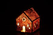 Maison de Noël lumineuse en pain d'épices